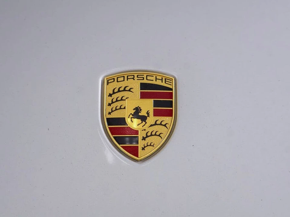 2016 Porsche 991 Targa 4 GTS - Image 10 of 31