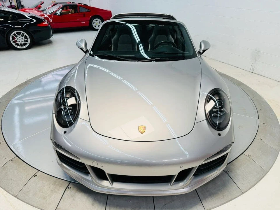2016 Porsche 991 Targa 4 GTS - Image 19 of 31