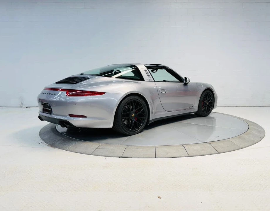 2016 Porsche 991 Targa 4 GTS - Image 7 of 31