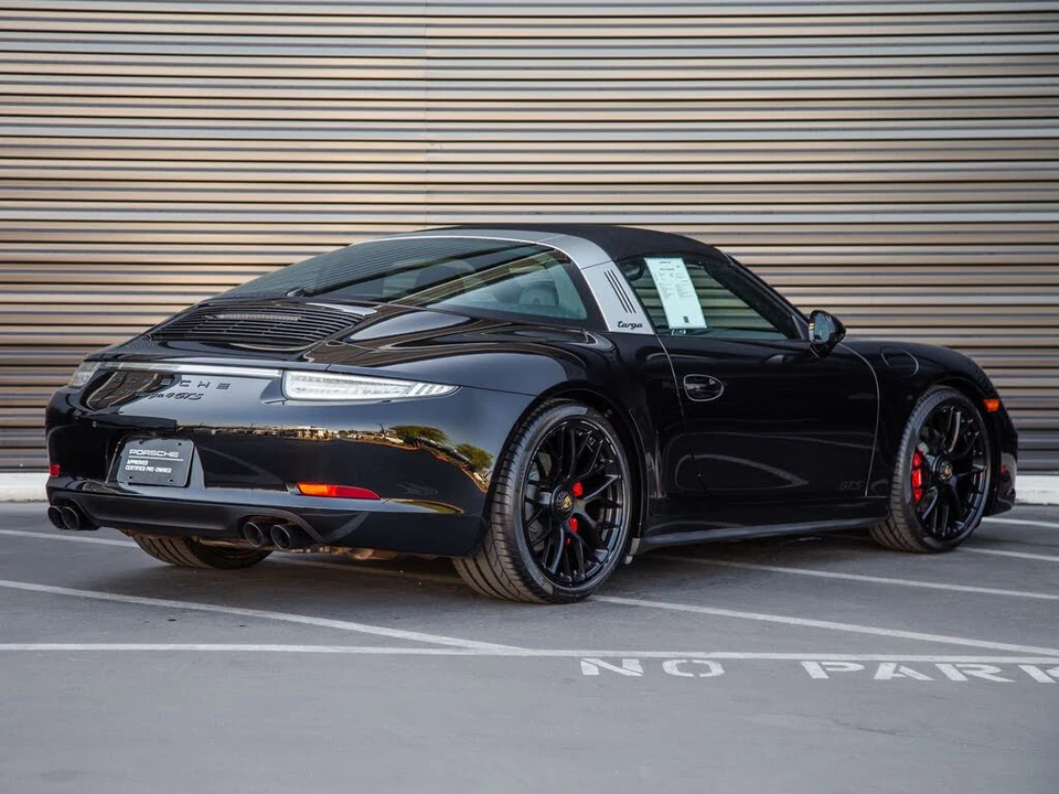 2016 Porsche 991 Targa 4 GTS - Image 7 of 27