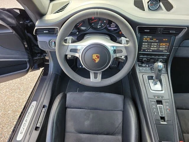 2016 Porsche 991 Targa 4 GTS - Image 10 of 31
