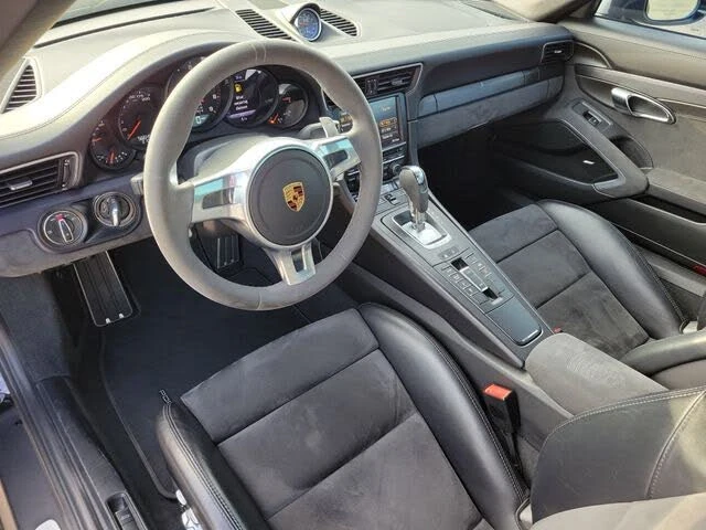 2016 Porsche 991 Targa 4 GTS - Image 20 of 31