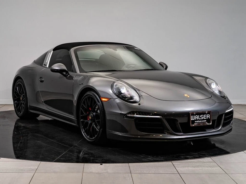 2016 Porsche 991 Targa 4 GTS - Image 10 of 31