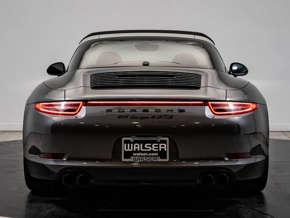 2016 Porsche 991 Targa 4 GTS - Image 7 of 31