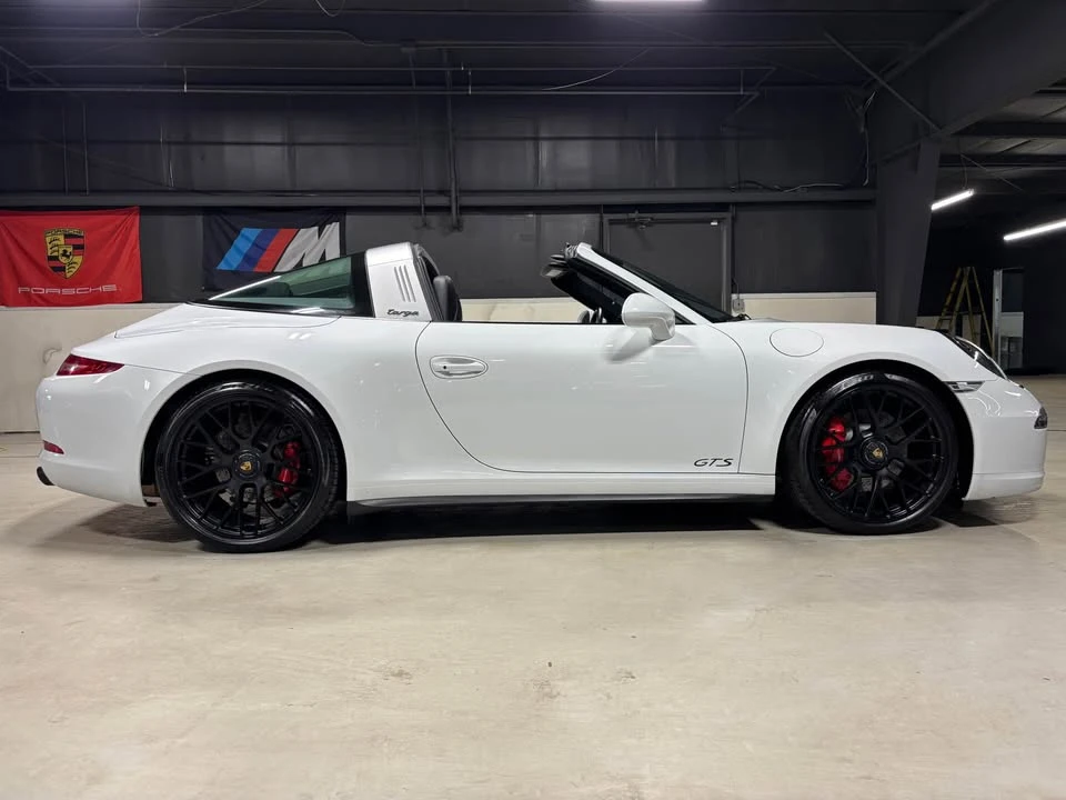2016 Porsche 991 Targa 4 GTS - Image 19 of 20