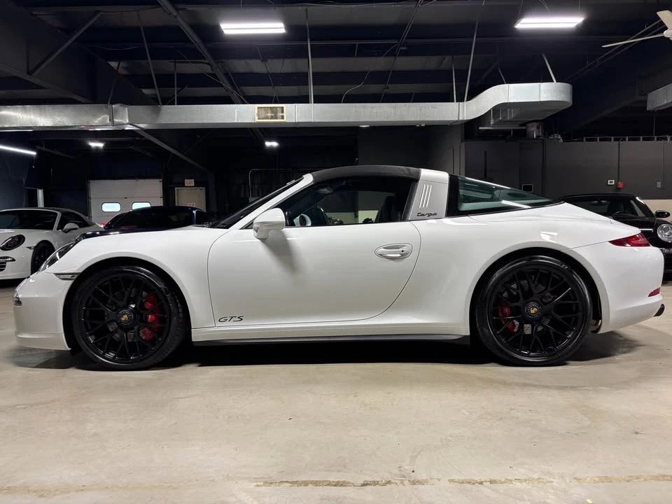 2016 Porsche 991 Targa 4 GTS - Image 9 of 20