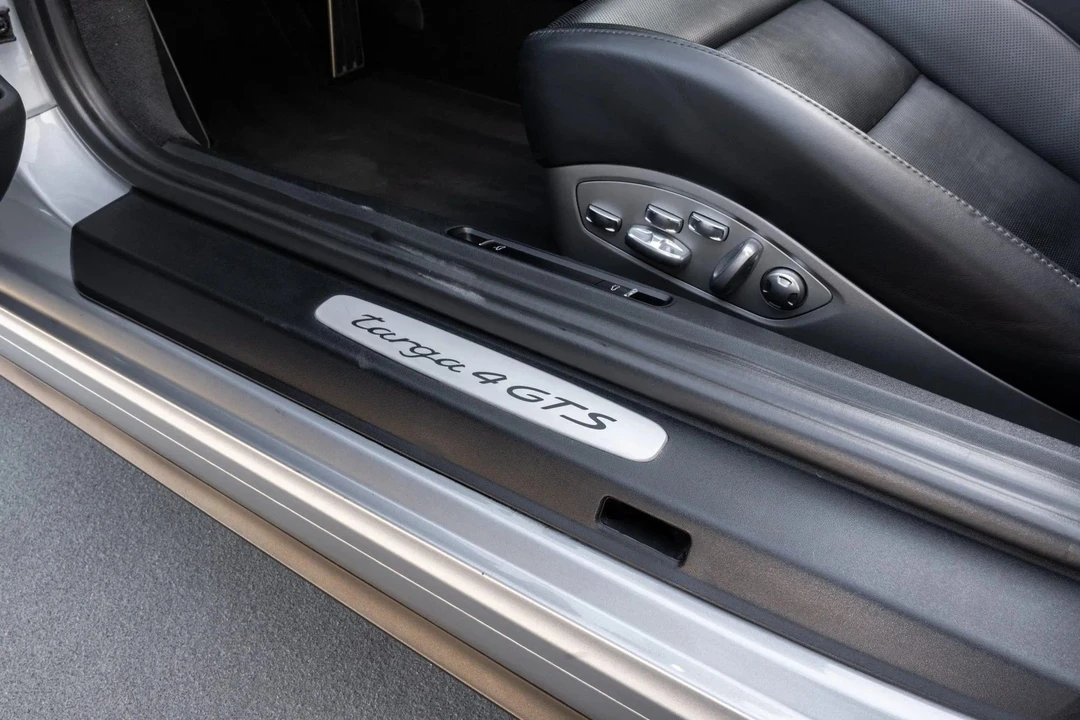 2016 Porsche 991 Targa 4 GTS - Image 7 of 10