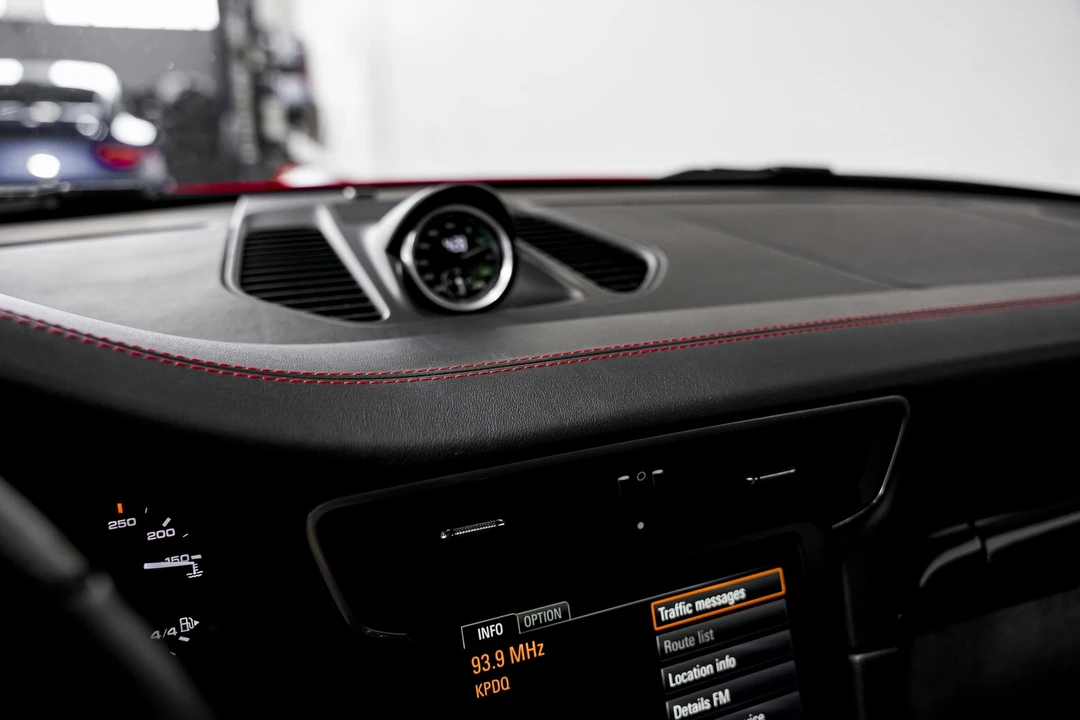 2016 Porsche 991 Targa 4 GTS - Image 13 of 21