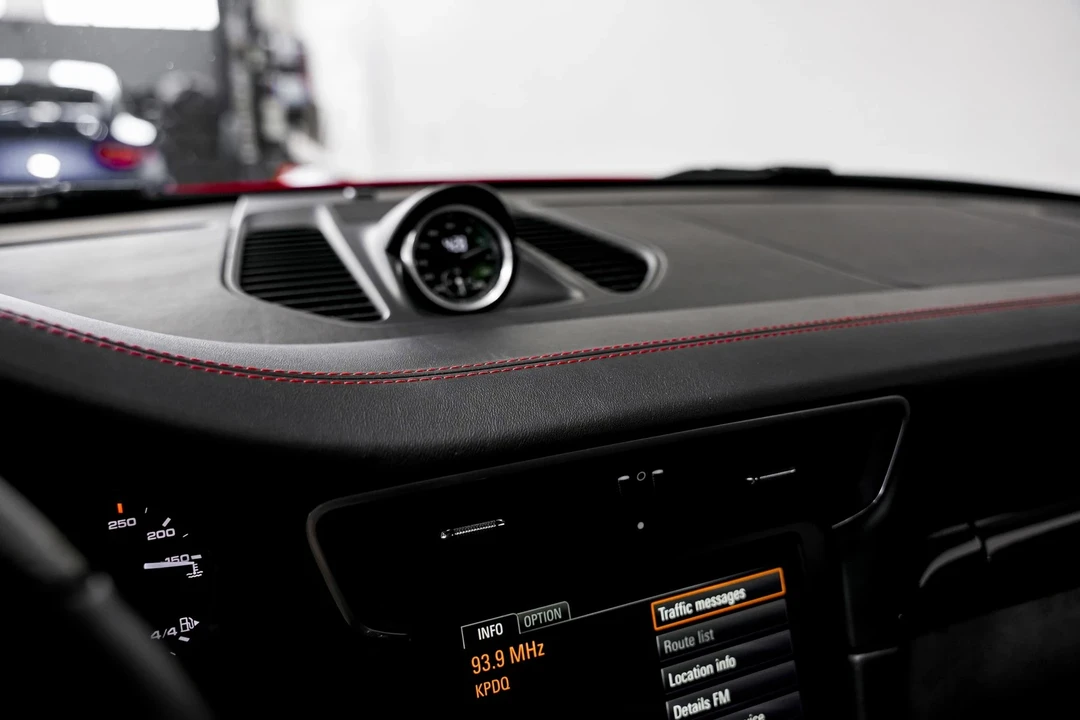 2016 Porsche 991 Targa 4 GTS - Image 13 of 21
