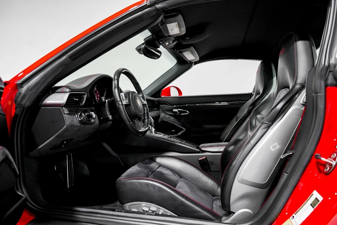 2016 Porsche 991 Targa 4 GTS - Image 19 of 21