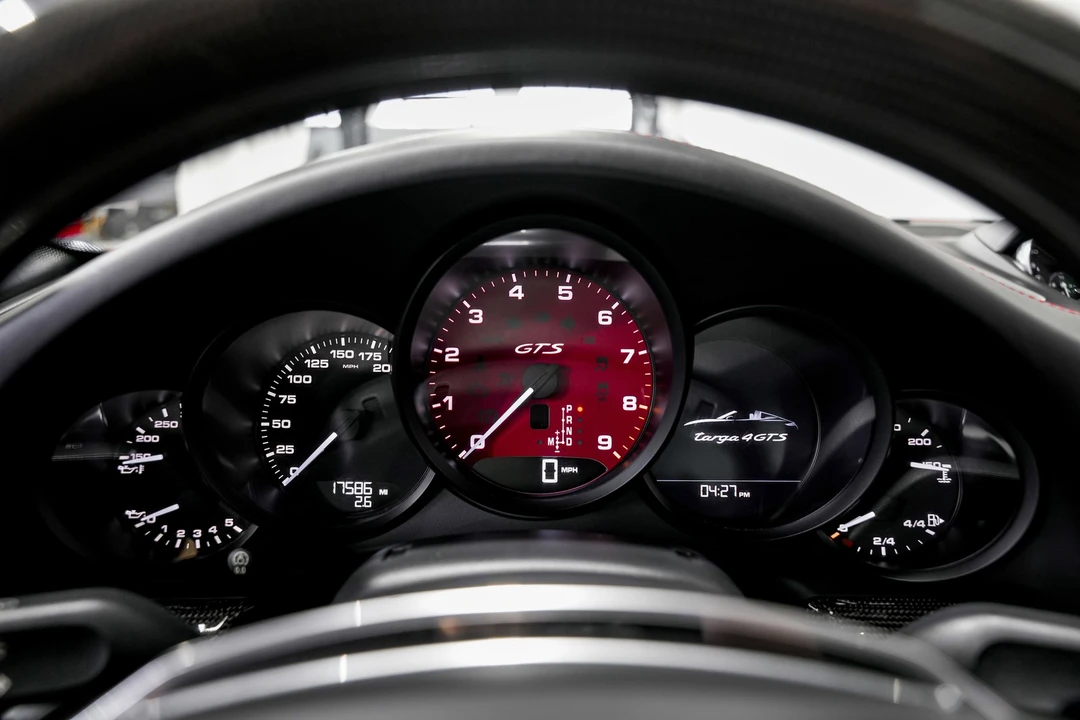 2016 Porsche 991 Targa 4 GTS - Image 11 of 12