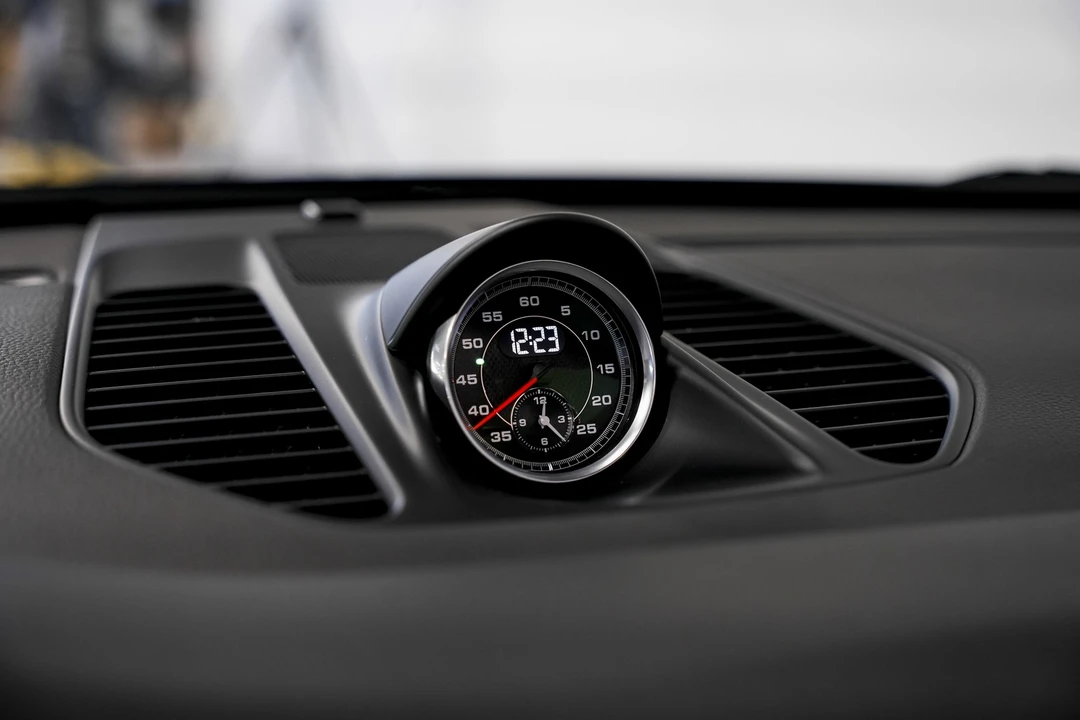 2016 Porsche 991 Targa 4 & 4S - Image 13 of 21