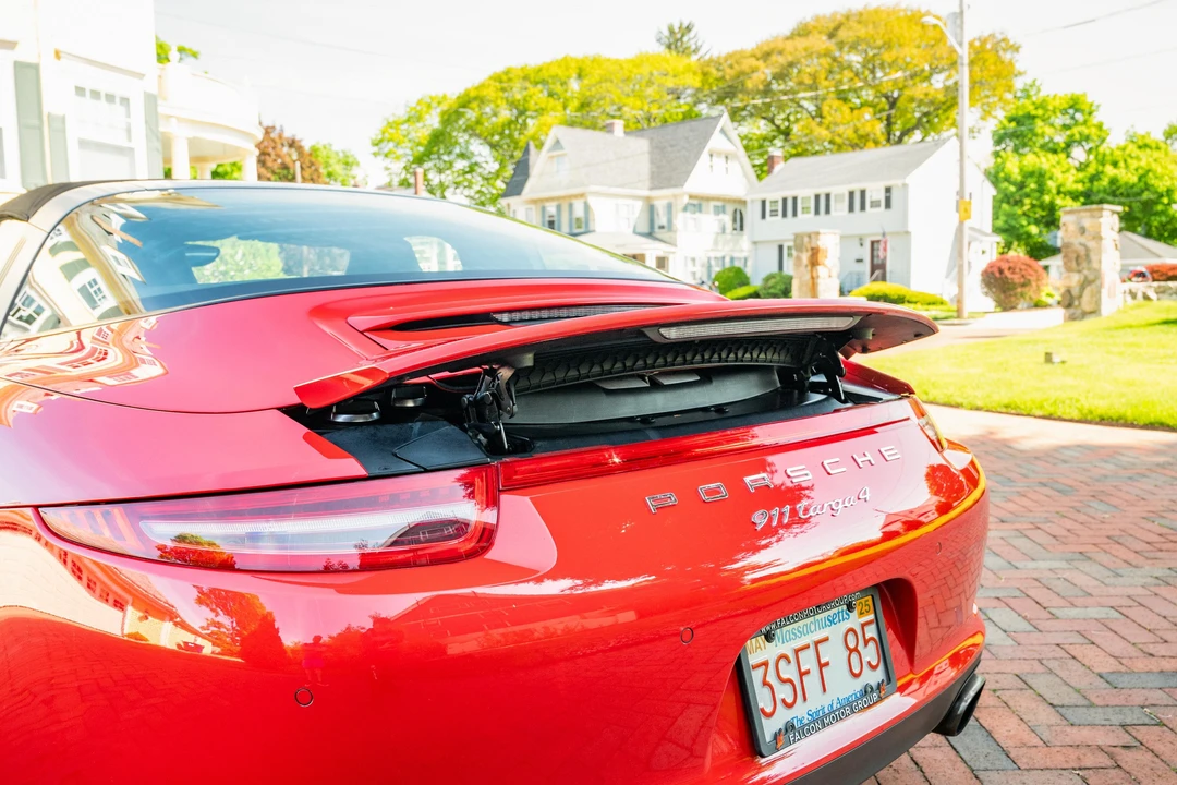 2016 Porsche 991 Targa 4 & 4S - Image 19 of 31