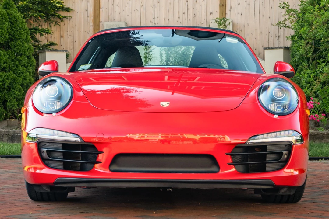 2016 Porsche 991 Targa 4 & 4S - Image 2 of 31