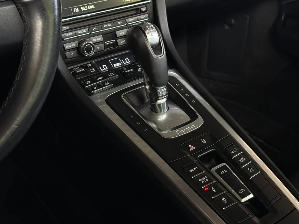 2016 Porsche 991 Targa 4 & 4S - Image 15 of 16