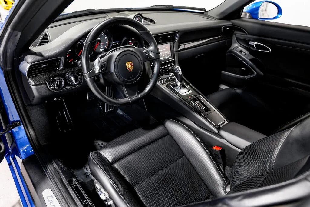 2016 Porsche 991 Targa 4 & 4S - Image 9 of 31