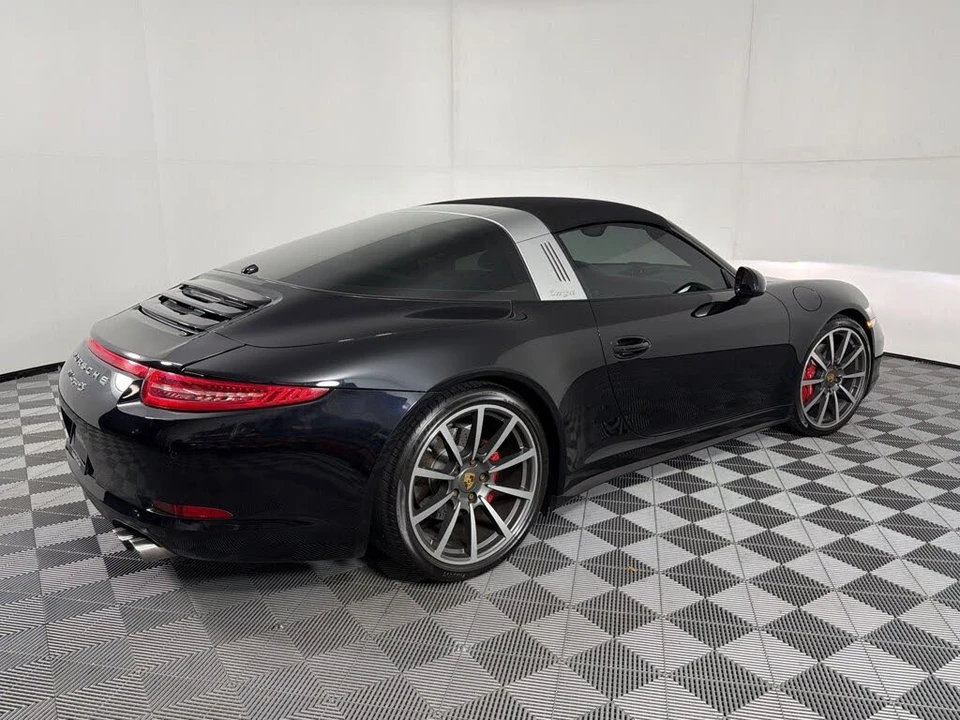 2016 Porsche 991 Targa 4 & 4S - Image 9 of 31