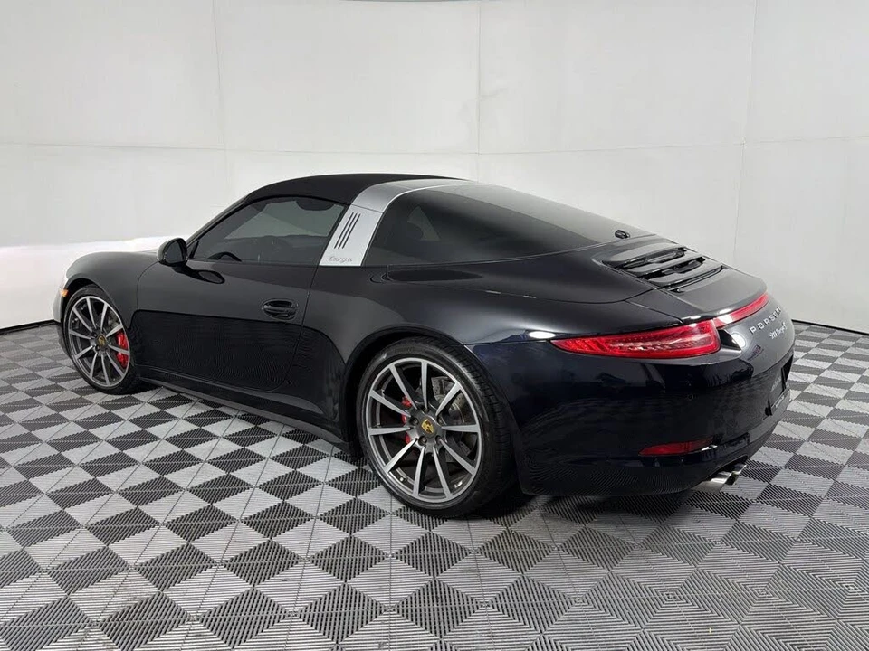 2016 Porsche 991 Targa 4 & 4S - Image 3 of 31
