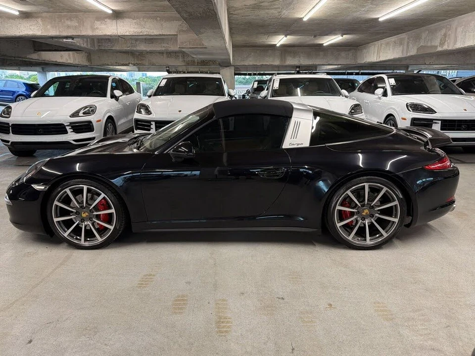 2016 Porsche 991 Targa 4 & 4S - Image 31 of 31