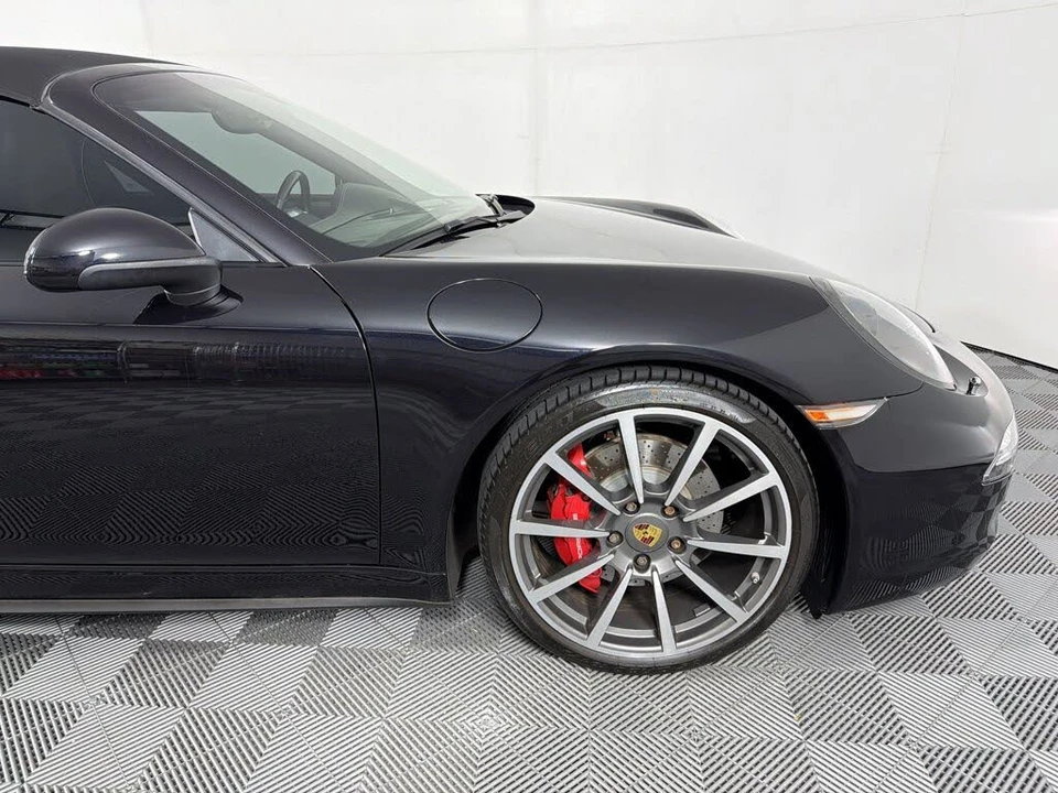2016 Porsche 991 Targa 4 & 4S - Image 12 of 31