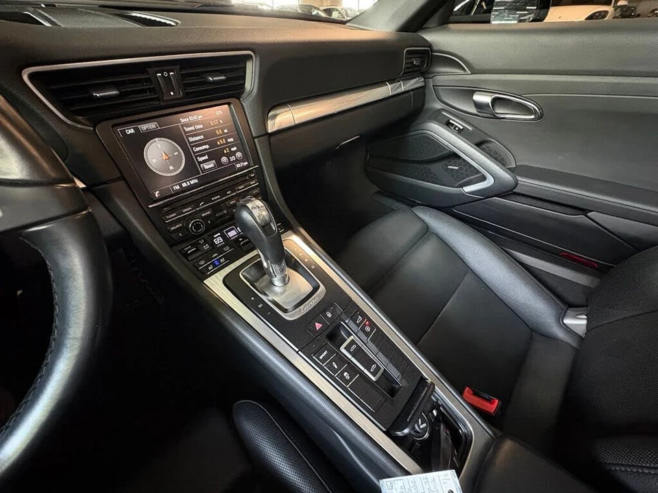2016 Porsche 991 Targa 4 & 4S - Image 28 of 30
