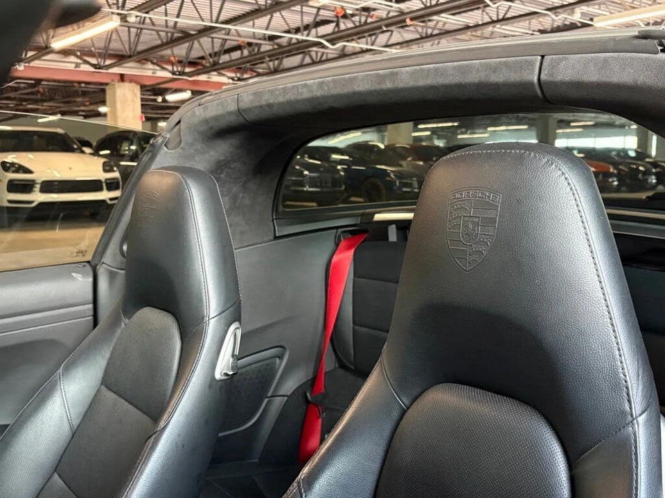 2016 Porsche 991 Targa 4 & 4S - Image 19 of 30