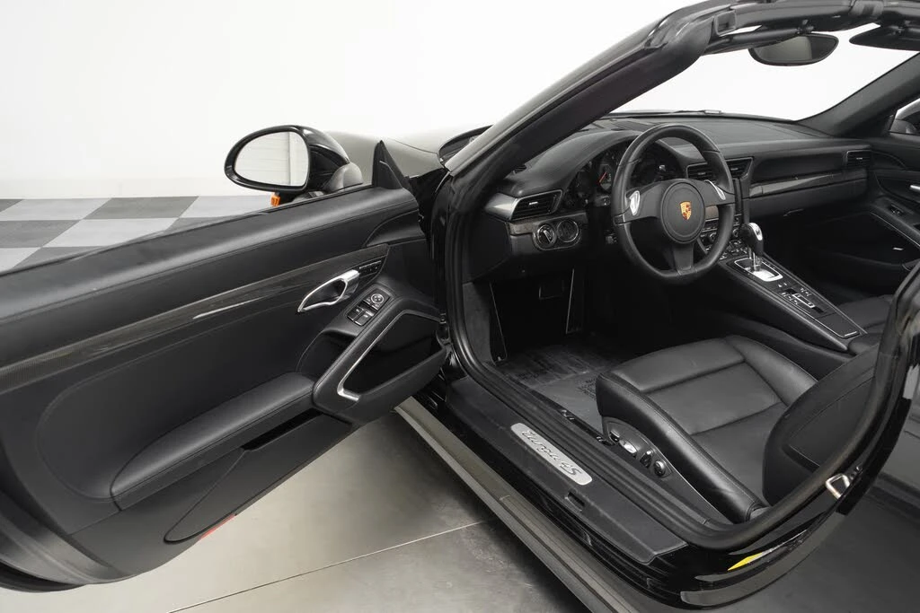 2016 Porsche 991 Targa 4 & 4S - Image 23 of 31