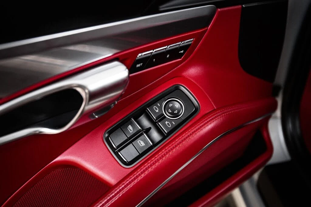 2016 Porsche 991 Targa 4 & 4S - Image 22 of 29