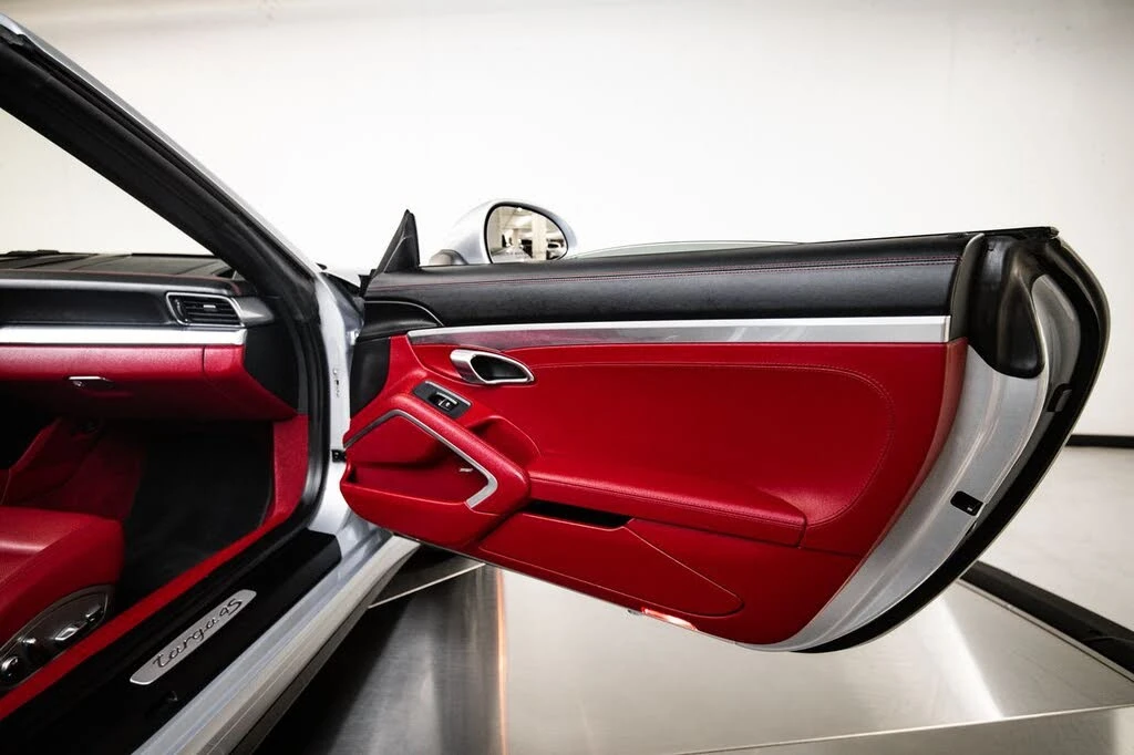 2016 Porsche 991 Targa 4 & 4S - Image 27 of 29