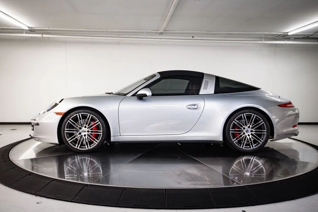2016 Porsche 991 Targa 4 & 4S - Image 2 of 29