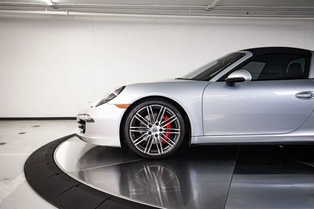 2016 Porsche 991 Targa 4 & 4S - Image 11 of 29