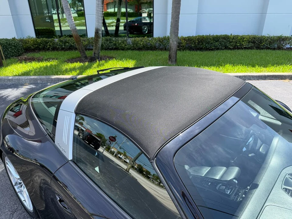 2016 Porsche 991 Targa 4 & 4S - Image 26 of 31
