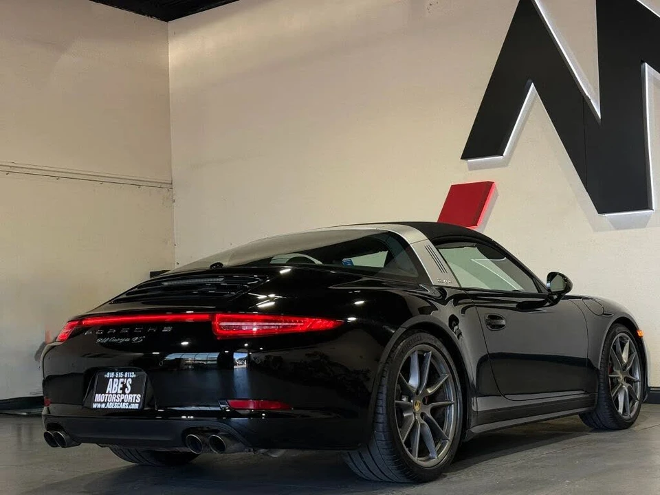 2016 Porsche 991 Targa 4 & 4S - Image 7 of 24