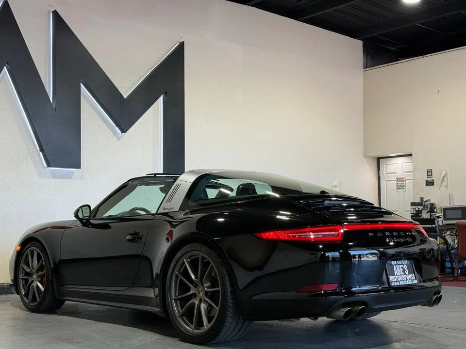 2016 Porsche 991 Targa 4 & 4S - Image 11 of 24