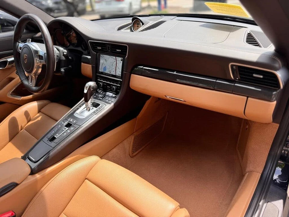 2016 Porsche 991 Targa 4 & 4S - Image 26 of 28