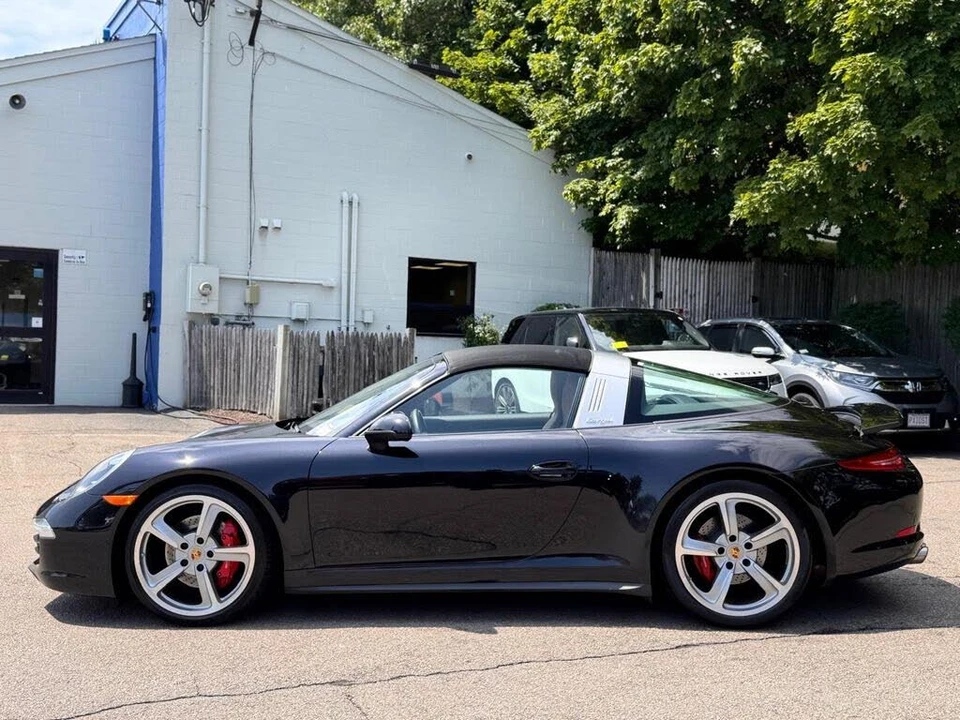 2016 Porsche 991 Targa 4 & 4S - Image 3 of 28