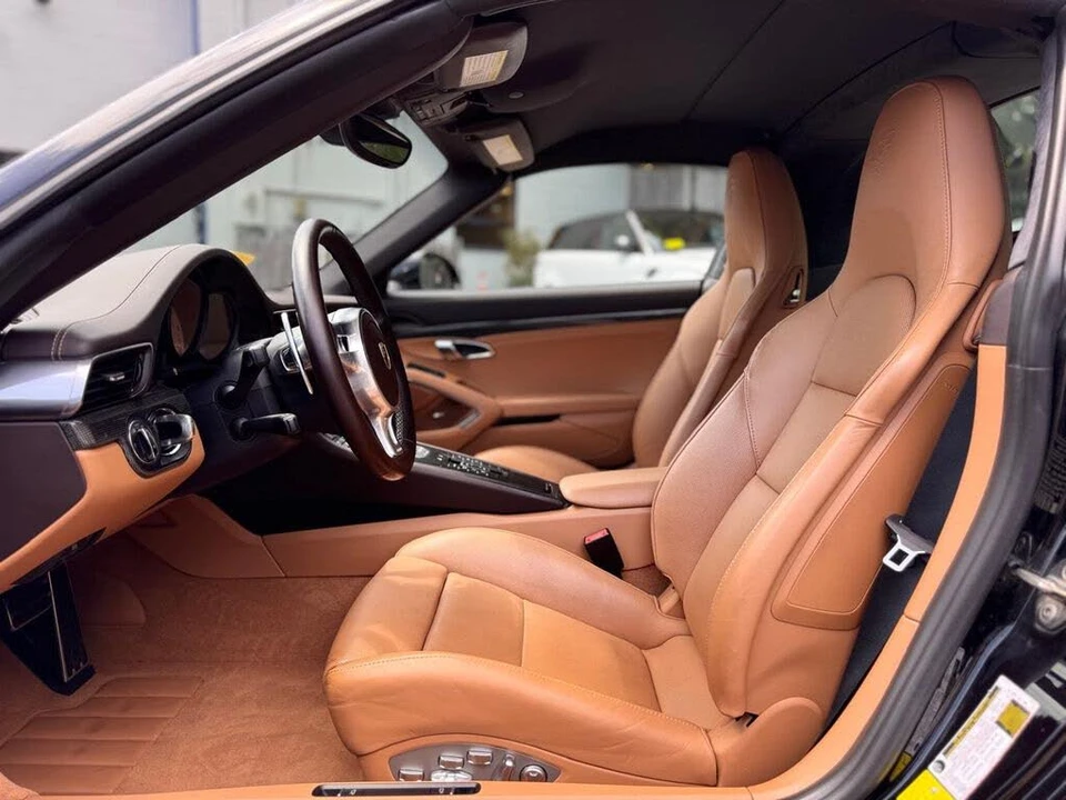 2016 Porsche 991 Targa 4 & 4S - Image 19 of 28