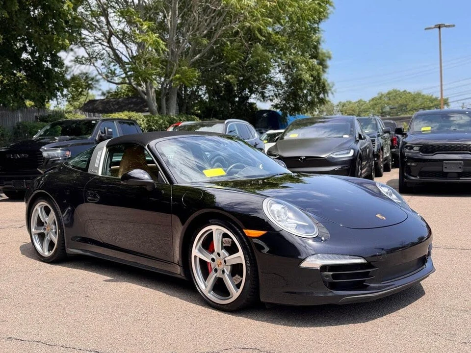 2016 Porsche 991 Targa 4 & 4S - Image 8 of 28