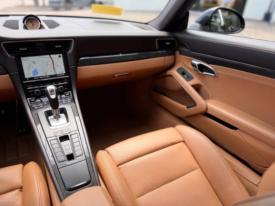 2016 Porsche 991 Targa 4 & 4S - Image 24 of 28