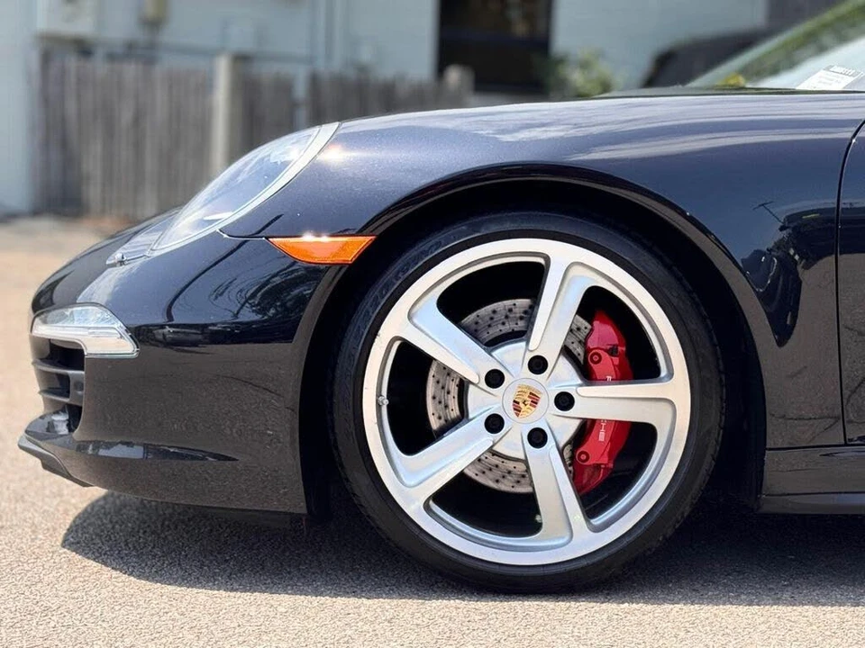 2016 Porsche 991 Targa 4 & 4S - Image 11 of 28