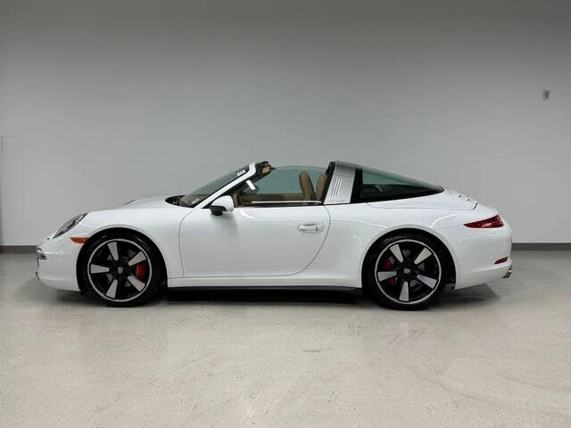 2016 Porsche 991 Targa 4 & 4S - Image 2 of 6
