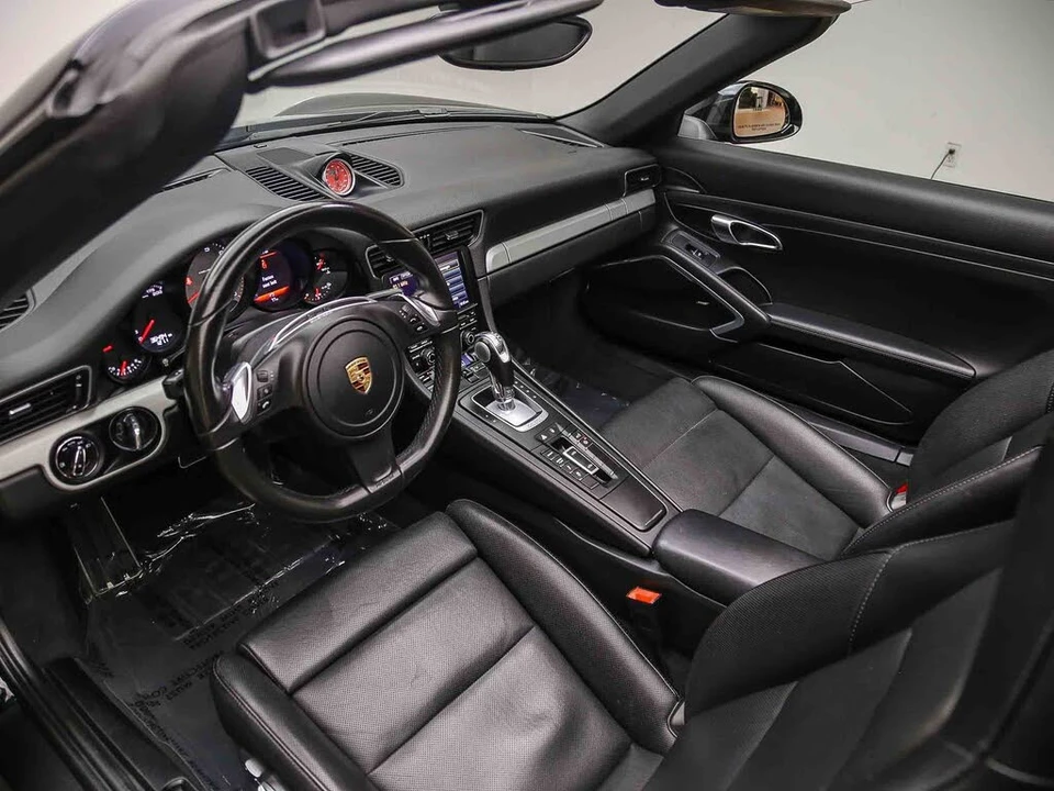 2016 Porsche 991 Targa 4 & 4S - Image 14 of 30