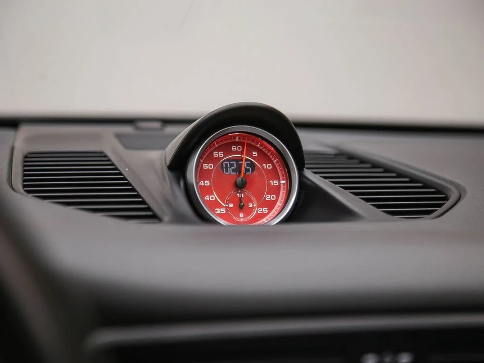 2016 Porsche 991 Targa 4 & 4S - Image 18 of 30