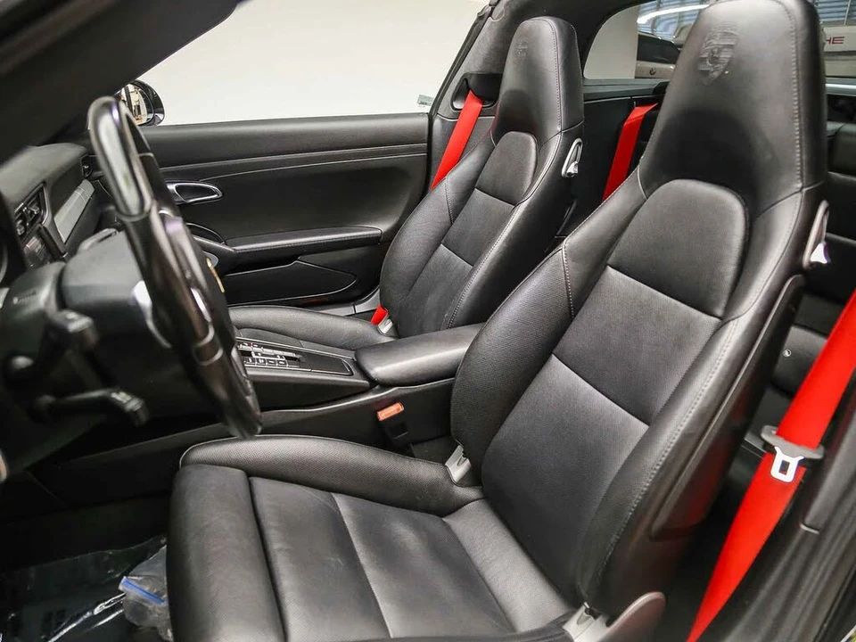 2016 Porsche 991 Targa 4 & 4S - Image 15 of 30