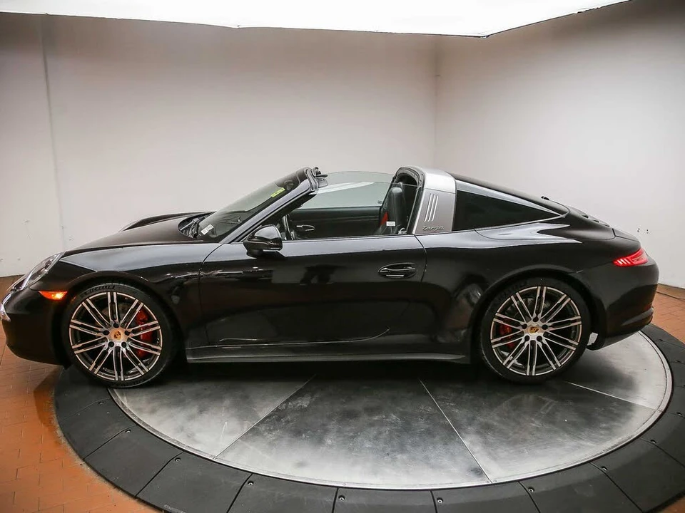 2016 Porsche 991 Targa 4 & 4S - Image 2 of 30