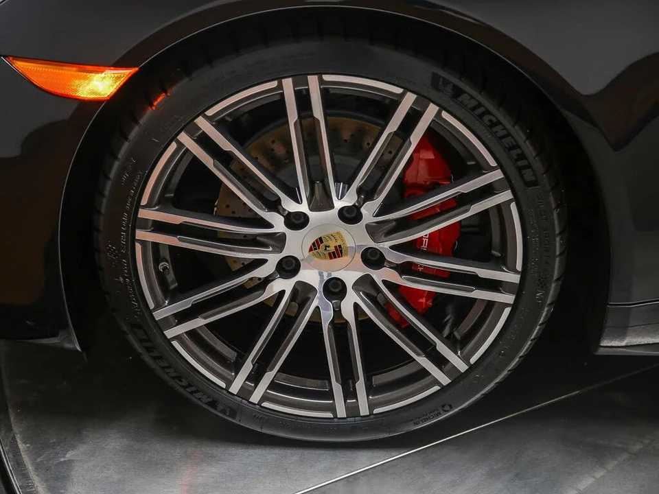 2016 Porsche 991 Targa 4 & 4S - Image 11 of 30
