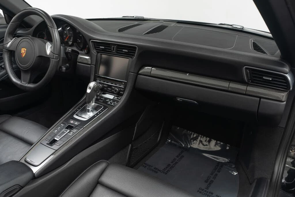 2016 Porsche 991 Targa 4 & 4S - Image 14 of 31