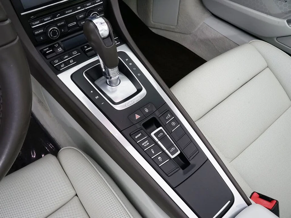 2016 Porsche 991 Targa 4 & 4S - Image 29 of 31