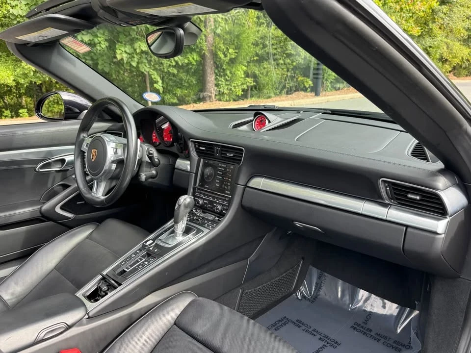 2016 Porsche 991 Targa 4 & 4S - Image 17 of 19
