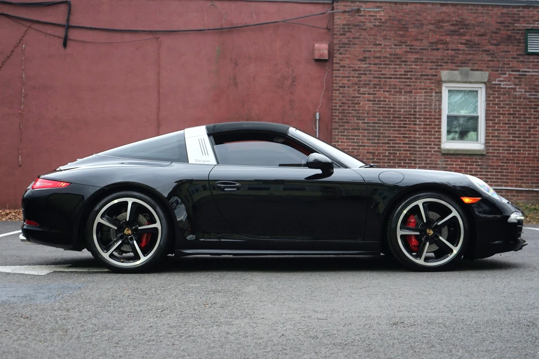 2016 Porsche 991 Targa 4 & 4S - Image 10 of 25